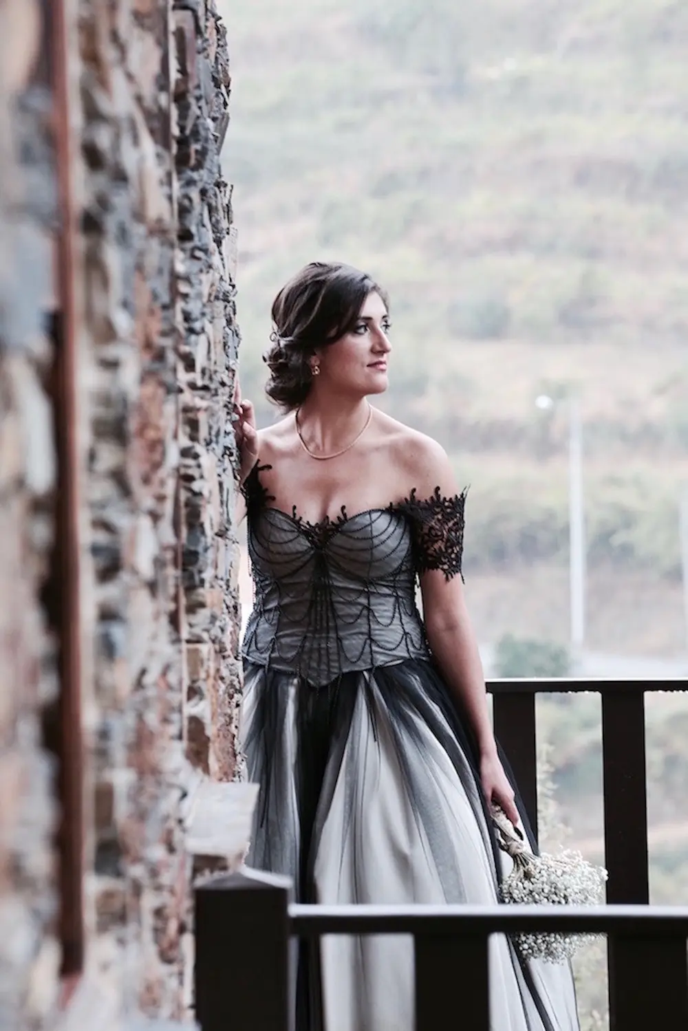 Vestido de Noiva Preto e acessórios - Mónica - Rita Costumista