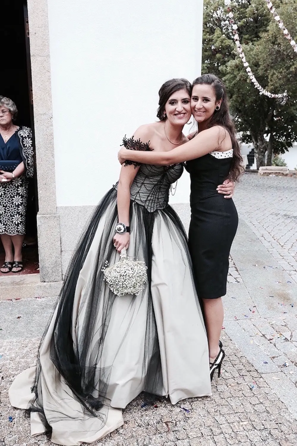 Vestido de Noiva Preto e acessórios - Mónica - Rita Costumista